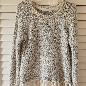 VERO MODA WHITE & BLACK FLUFFY SWEATER